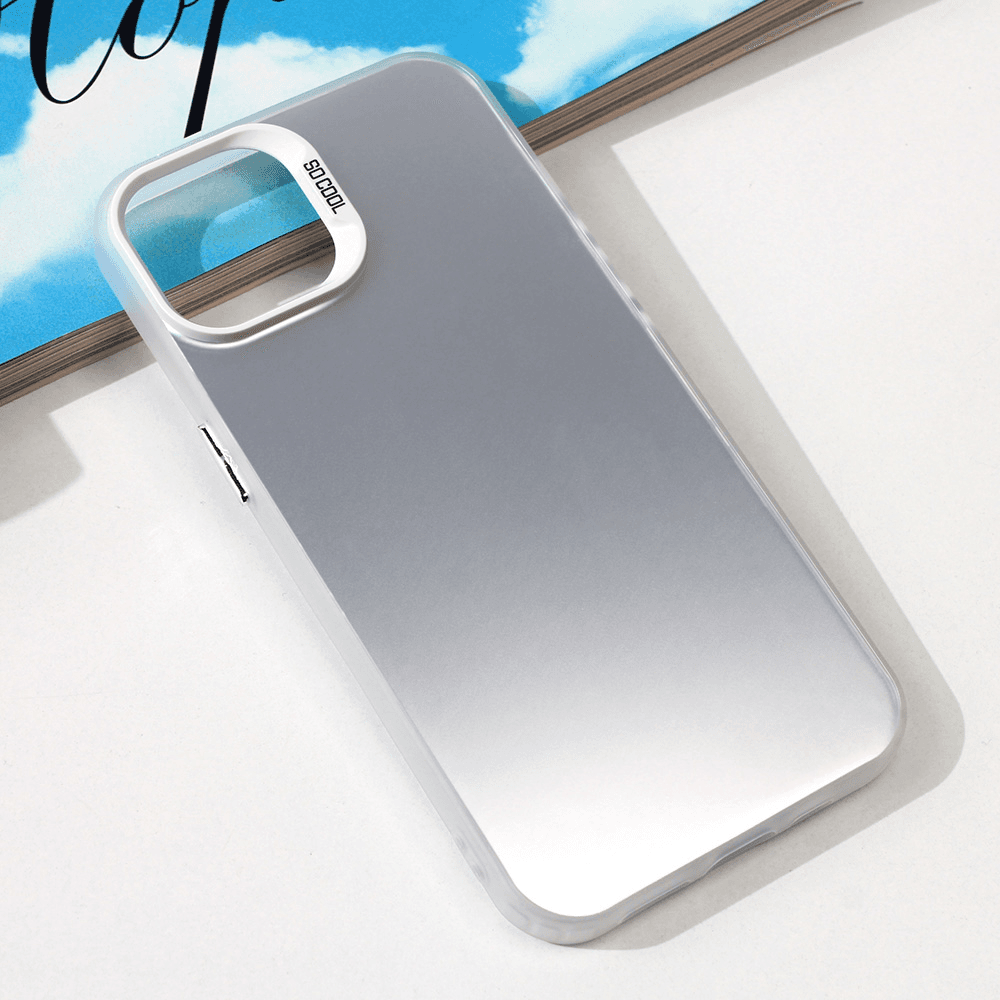 Torbica Clear za Iphone 15 6.1 Srebrna